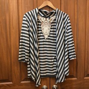 Notations gray striped sweater size 1X